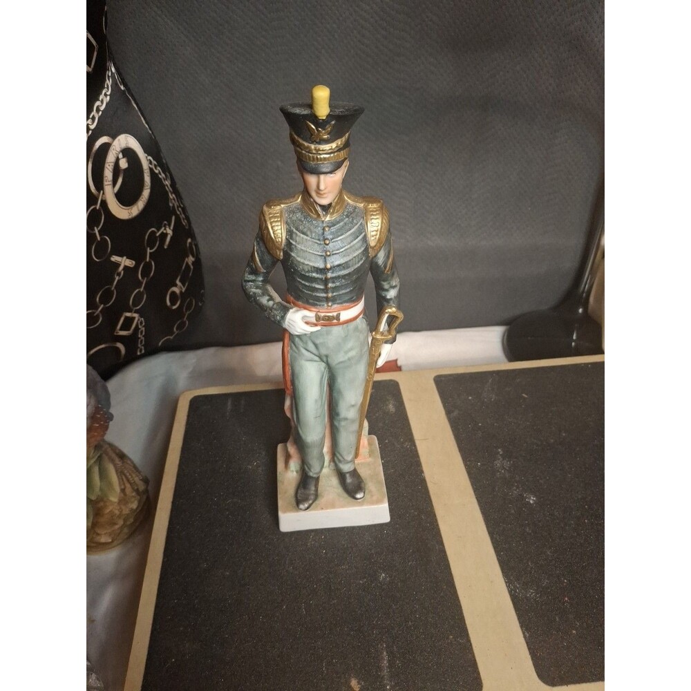 VTG Andrea by Sadek American Artillery Officer 1827 Porcelain Military Figurine